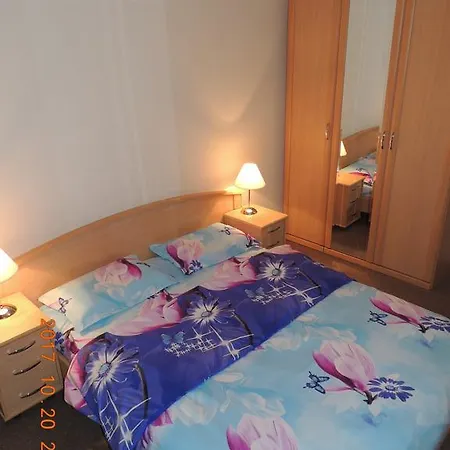 Olympic Karl Marx 8 Apartment *